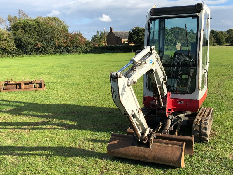 Digger Bidder Takeuchi Tb Mini Excavator Full Cab No Vat