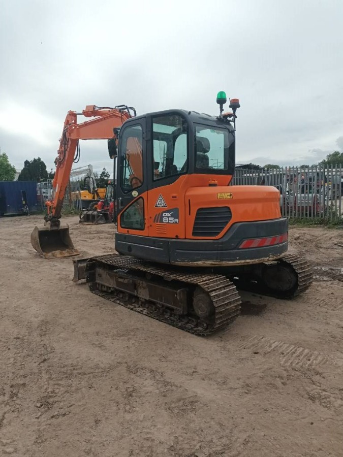 Digger Bidder Doosan Dx R Excavator