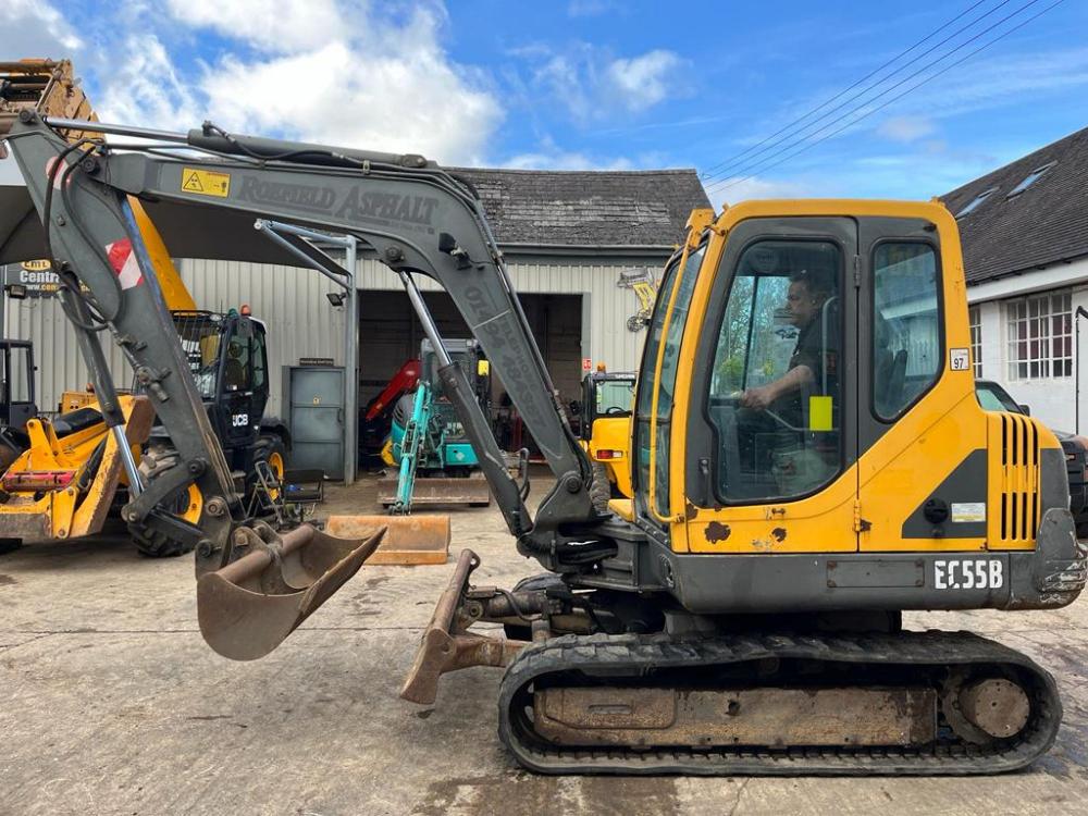 Digger Bidder 2005 Volvo EC55B Pro Excavator