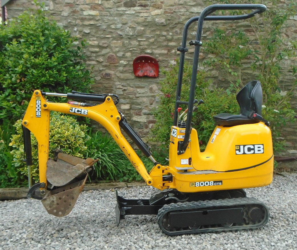 Digger Bidder - JCB 8008 CTS MICRO DIGGER 3 BUCKETS 599 HOURS