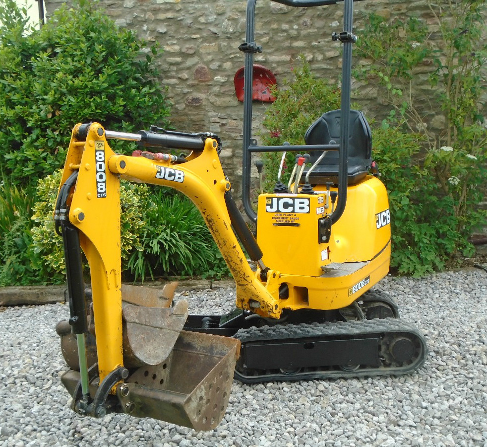 Digger Bidder - JCB 8008 CTS MICRO DIGGER 3 BUCKETS 599 HOURS