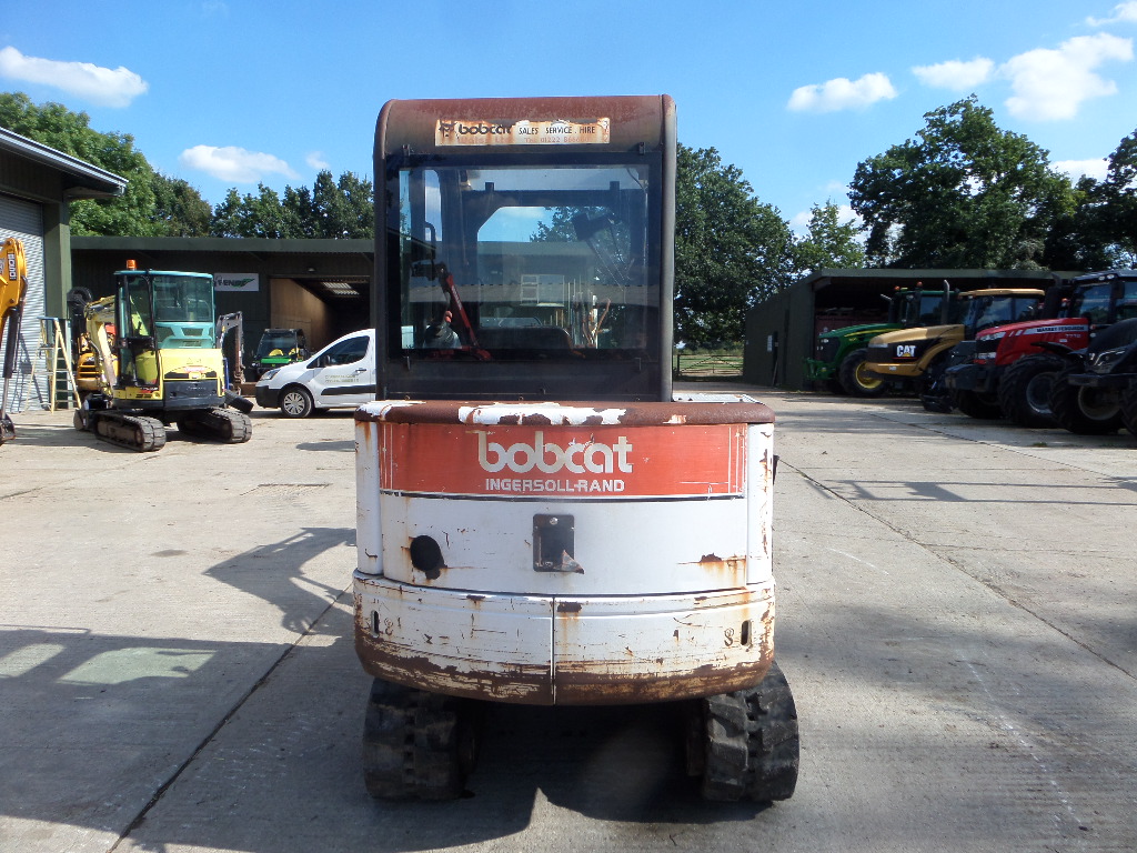 Digger Bidder - Bobcat 325 mini excavator - 2000, 3000 hours, full cab