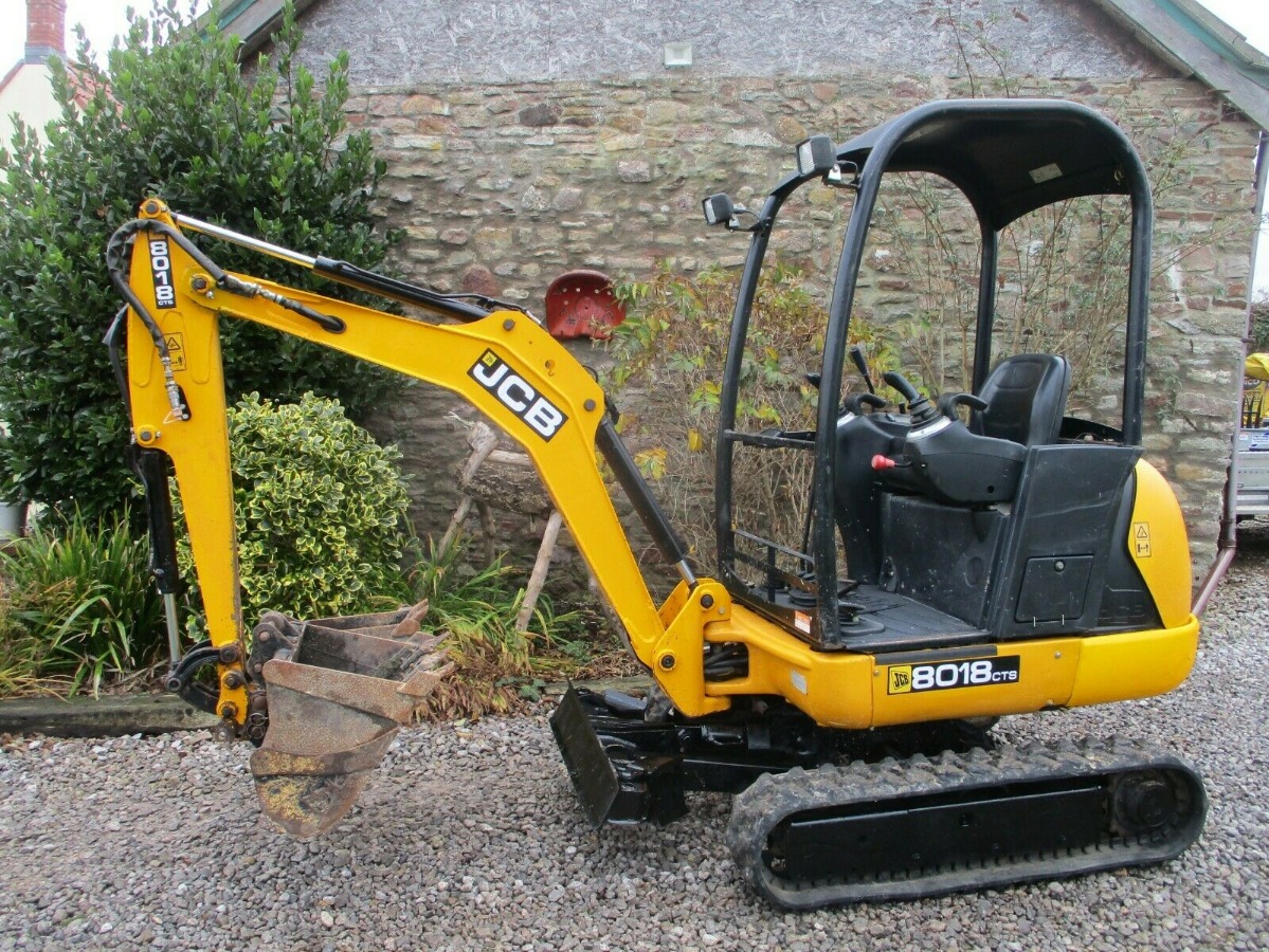 Digger Bidder - 2016 JCB 8018CTS MINI DIGGER