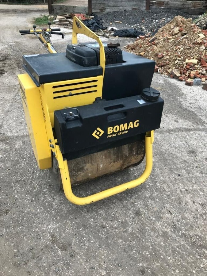 Digger Bidder - 2018 Bomag BW71E-2 pedestrian roller