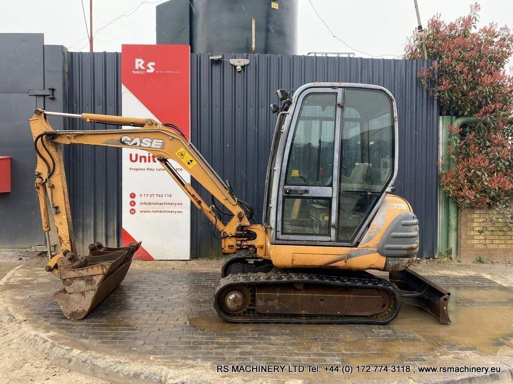 Digger Bidder - 2001 Case CX28 mini digger