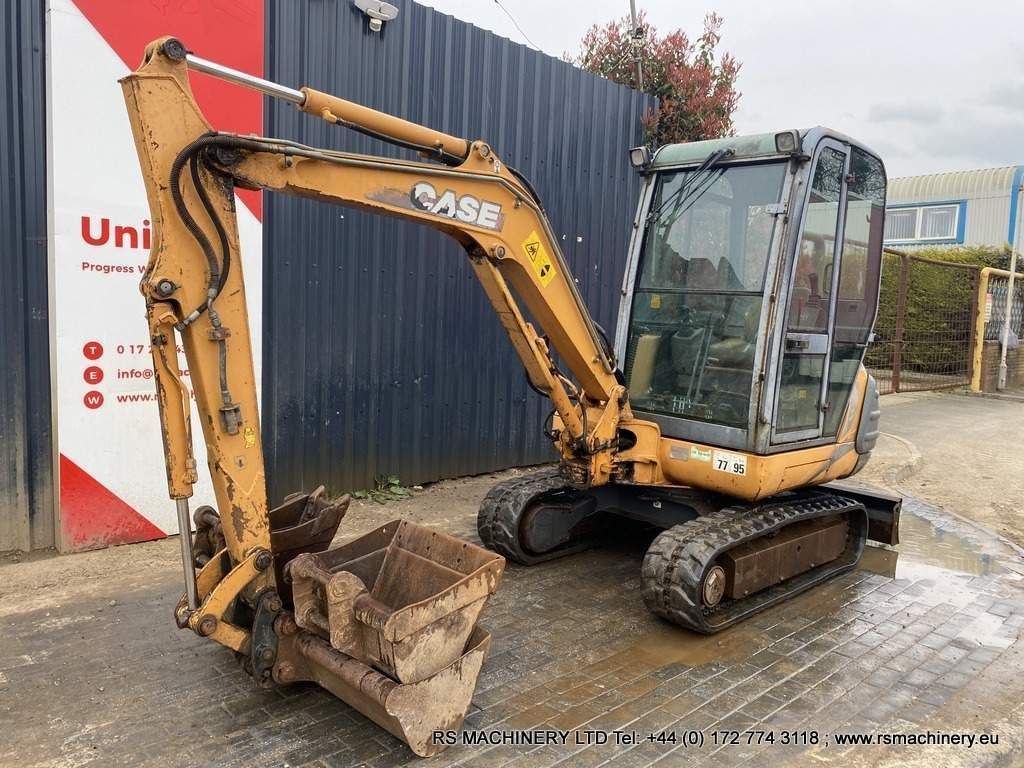 Digger Bidder - 2001 Case CX28 mini digger